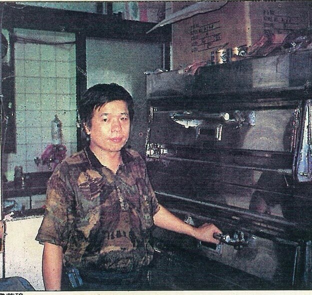 吉發早期製作現場與烤爐